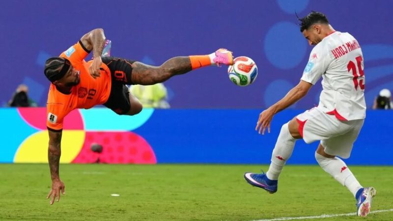 الأهداف العكسية تلاحق تونس.. وهولندا تحسم الصدارة بثلاثية لتلاقي المغرب