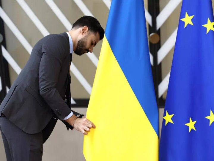الاتحاد الأوروبي: استبعاد الأوكرانيين في سن التجنيد من الحماية المؤقتة ليس تمييزا