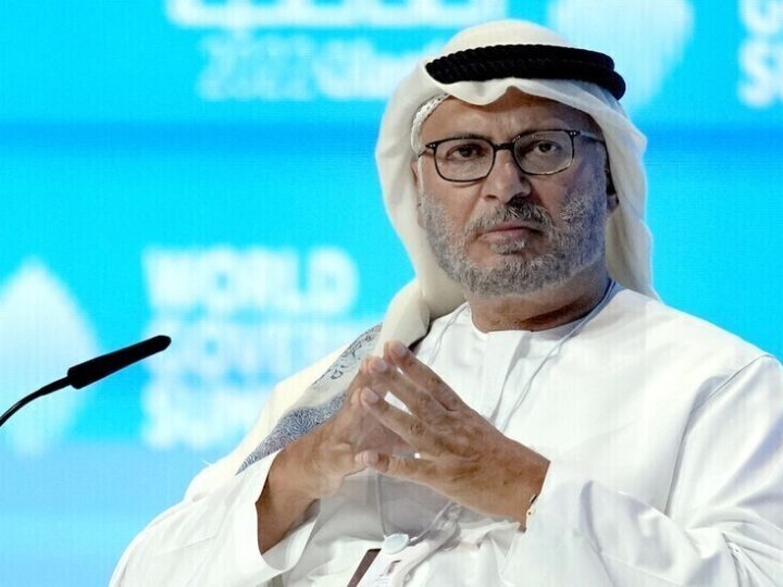 قرقاش يعلق على اتصال بن زايد وعراقجي: موقف الإمارات يتسم بالوضوح والشفافية التامة