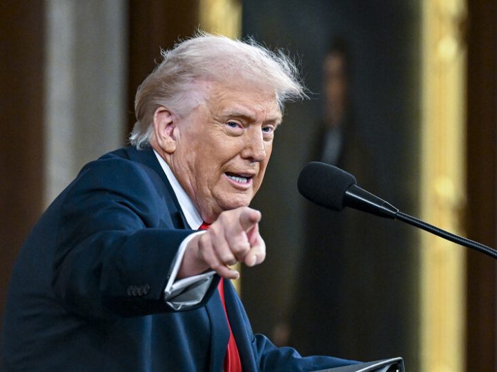 بعد إقرار بولتون بالذنب في قضية “المعلومات السرية” .. ترامب يدعو لمعاقبته بشدة