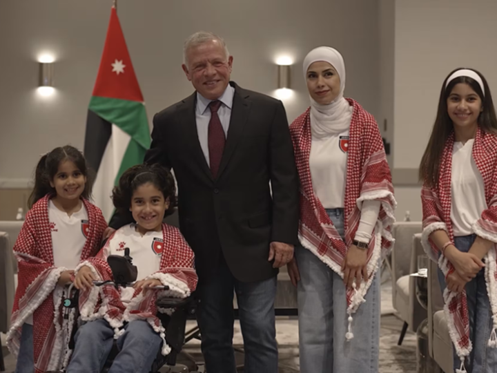 العاهل الأردني يحقق أمنية “الطفل شهم” ويدعوه لحضور مباراة المملكة والأرجنتين في المونديال (فيديو)