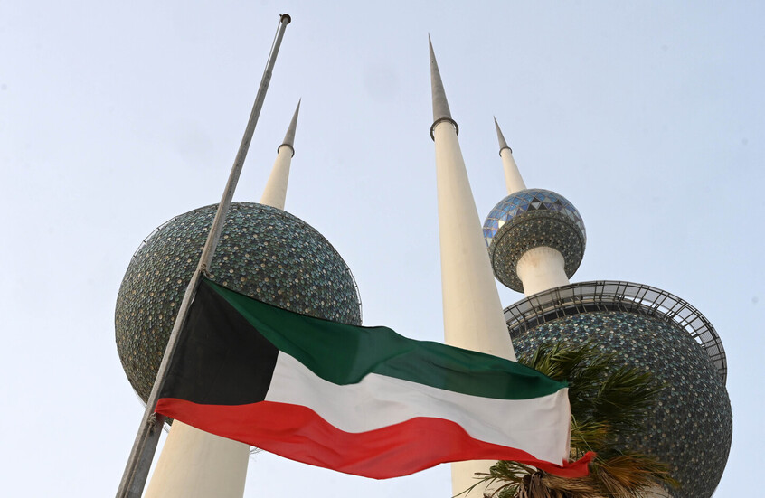 الجيش الكويتي يعلن اعتراض صاروخين باليستيين