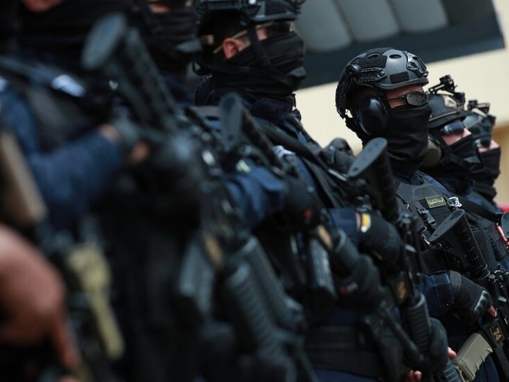 “واع” تعلن اعتقال 47 نائبا ومسؤولا عراقيا بتهم الفساد وتؤكد استمرار حملة الزيدي وامتدادها