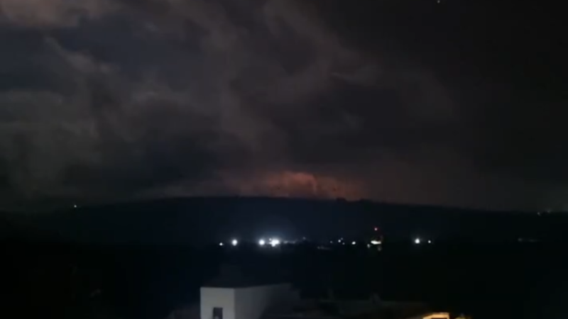 الجيش الإسرائيلي يعلن تدمير بنية تحت أرضية لحزب الله ضخمة في جنوب لبنان (فيديوهات)
