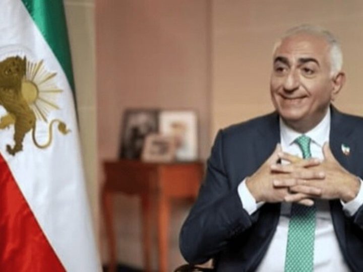 جدل واسع بعد اعتراف نجل الشاه المخلوع عن زيارة كانت سببا أساسيا في الحرب على إيران