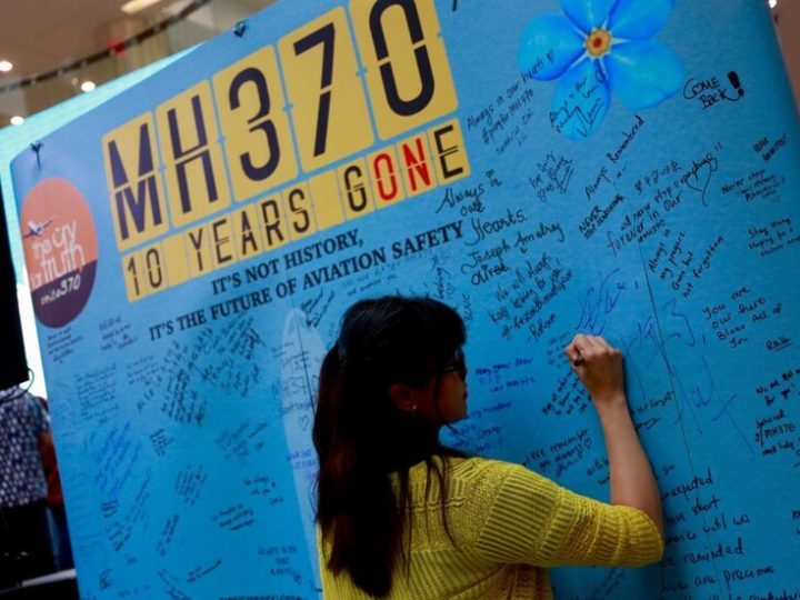 ماليزيا تمدد البحث عن حطام الطائرة MH370 لمدة عام إضافي وتدفع 70 مليون دولار إذا عثر عليها