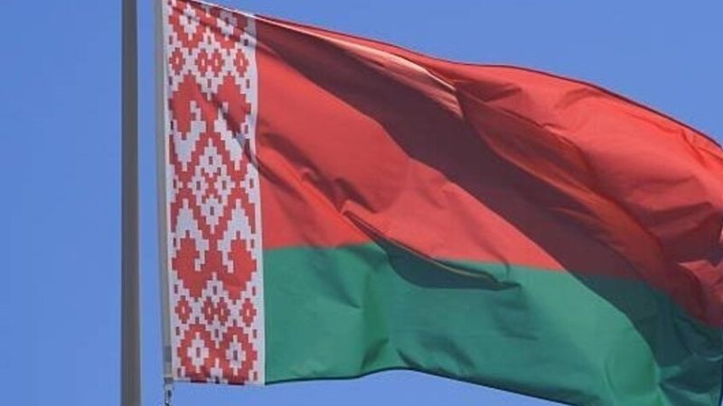 مينسك: نراقب الحدود مع أوكرانيا ولا نرصد استعدادات عسكرية نشطة لهجوم محتمل