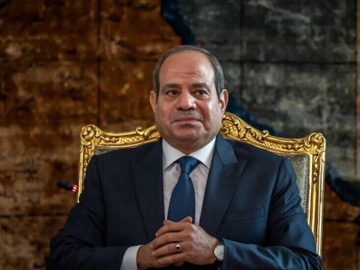 السيسي يهنئ الشعب المصري