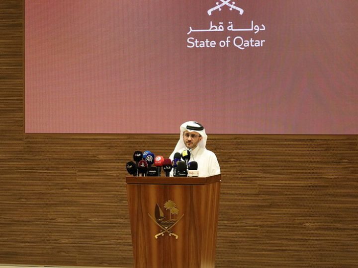 قطر تنفي اجتماعا رفيعا بين أمريكا وإيران في الدوحة وتؤكد استمرار المحادثات الفنية