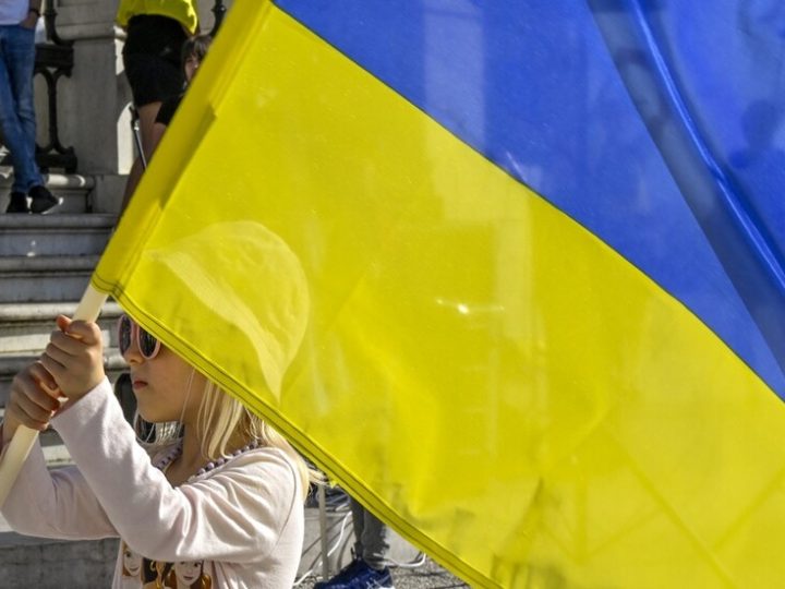 هنغاريا ترفض حرمان الأوكرانيين المشمولين بسن التجنيد من صفة اللاجئ في الاتحاد الأوروبي