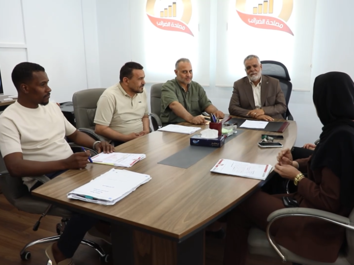مسؤول ليبي لـ RT: الضرائب أصبحت ثاني أكبر مصدر دخل للدولة بعد النفط