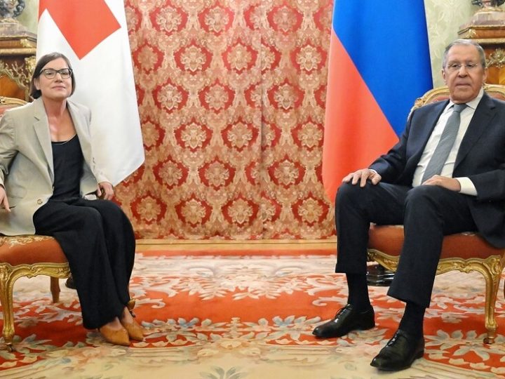 لافروف: الغرب يحاول تبييض نظام كييف رغم جرائمه ضد الإنسانية