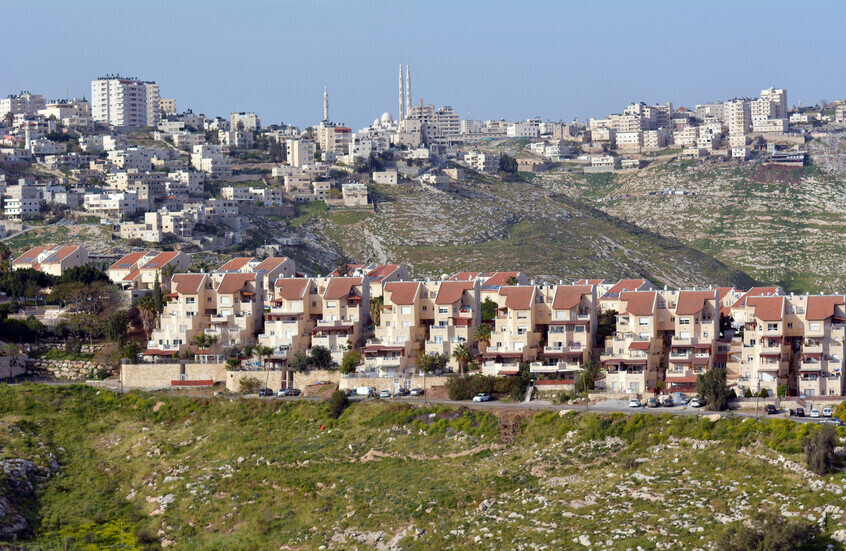 الرئاسة الفلسطينية تحذر من خطط إسرائيلية استيطانية للاستيلاء على 100 نقطة في الضفة الغربية
