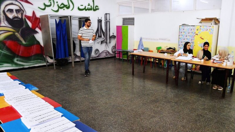 الجزائر.. 24 مليون ناخب يتوجهون للتصويت في الانتخابات التشريعية (فيديو)