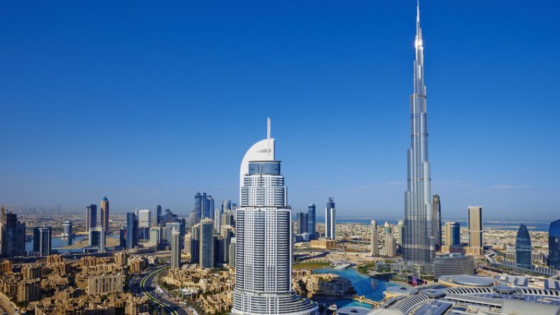 فنادق الإمارات تواصل عروضها.. خصومات تصل إلى 65% تنعش إقبال السياح الروس