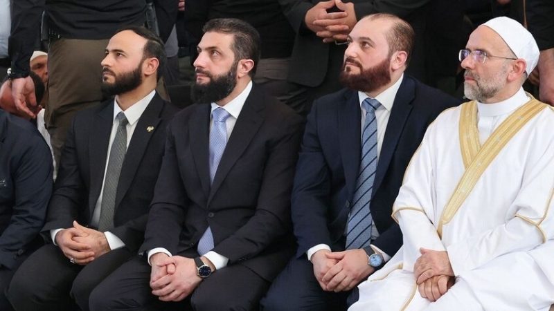 “داعش” يصوب على مجلس الشعب السوري ويواصل هجومه على الشرع