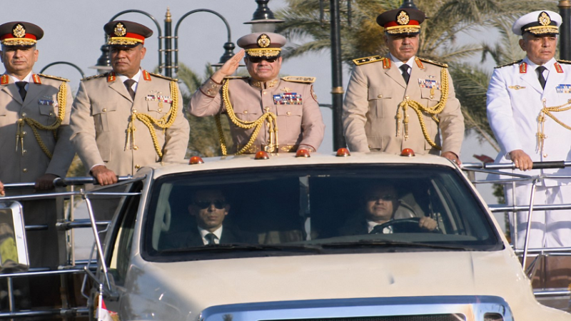 بالفيديو.. مصر تفتح أكثر المواقع حيوية بالبلاد بعرض عسكري مهيب