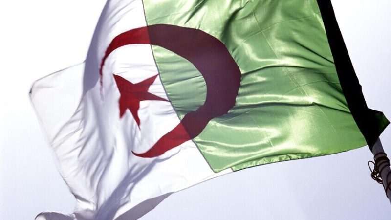 رئيس الأركان الجزائري يهنئ الجيش بعيد الاستقلال ويحث على إحباط المخططات المعادية في السر والعلن