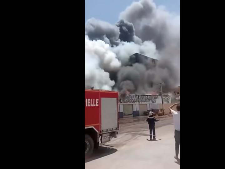 الجزائر.. حريق في مخزن بحاسي مسعود يسفر عن 3 وفيات وإنقاذ 49 شخصا