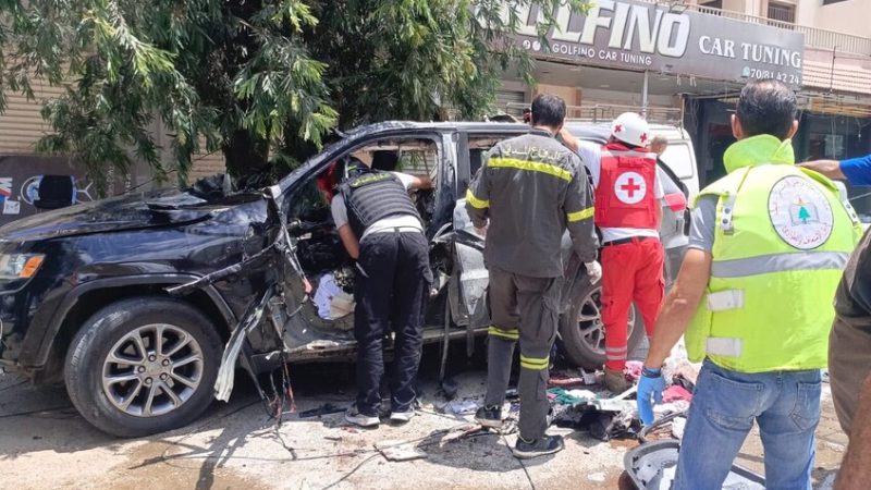 مقتل 4 أشخاص بضربة إسرائيلية استهدفت سيارة في جنوب لبنان (صور + فيديو)