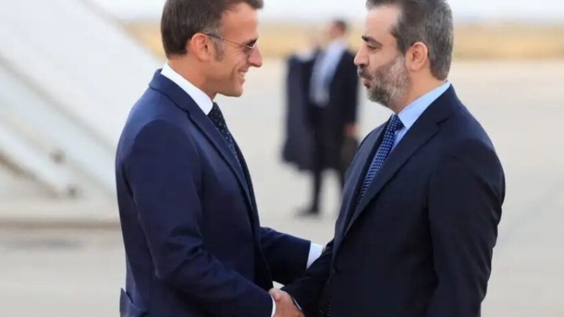 ماكرون يصل دمشق في أول زيارة لرئيس دولة غربية كبرى منذ سقوط الأسد