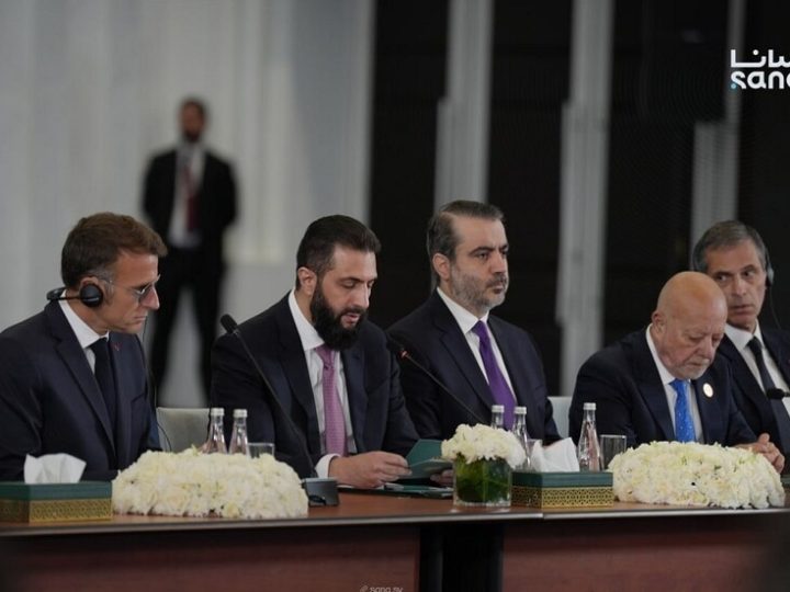 أول تعليق لماكرون على التفجيرين قرب مقر إقامته في دمشق