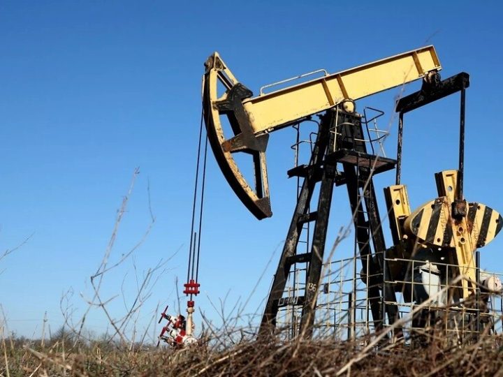 أسعار النفط تسجل ارتفاعا متجاوزة 74 دولارا للبرميل