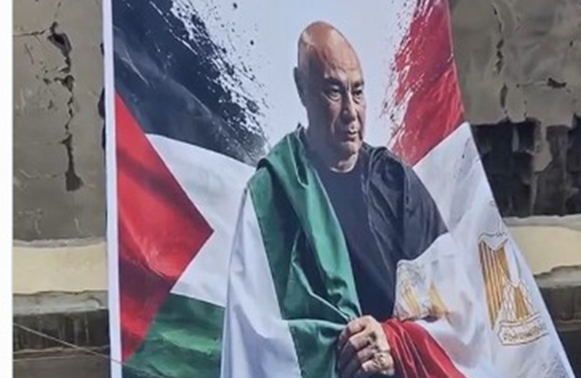 بجدارية بين الأنقاض.. غزة تكرم حسام حسن