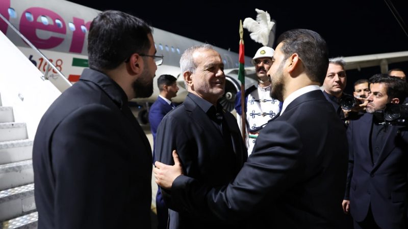 وصول جثمان المرشد الإيراني الراحل علي خامنئي إلى النجف