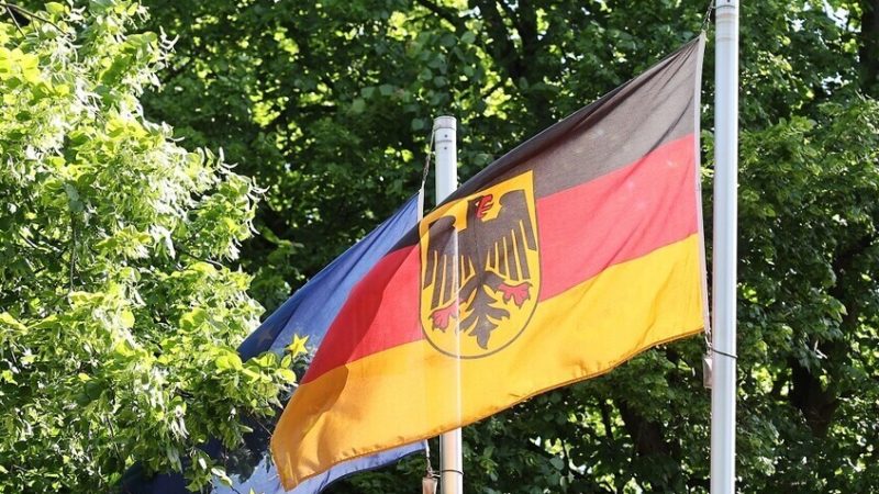 سخط في ألمانيا.. برلين تهب المليارات لكييف بينما البوندستاغ يقر “تدابير تقشفية” لنظام الصحة بالبلاد