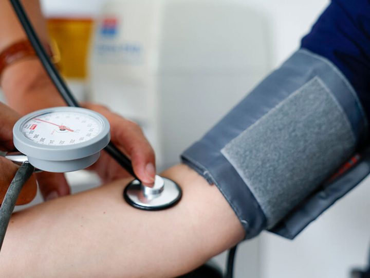 مقتل 6 عاملين في القطاع الطبي وإصابة 20 آخرين جراء هجمات أوكرانية في مقاطعة خيرسون منذ بداية العام