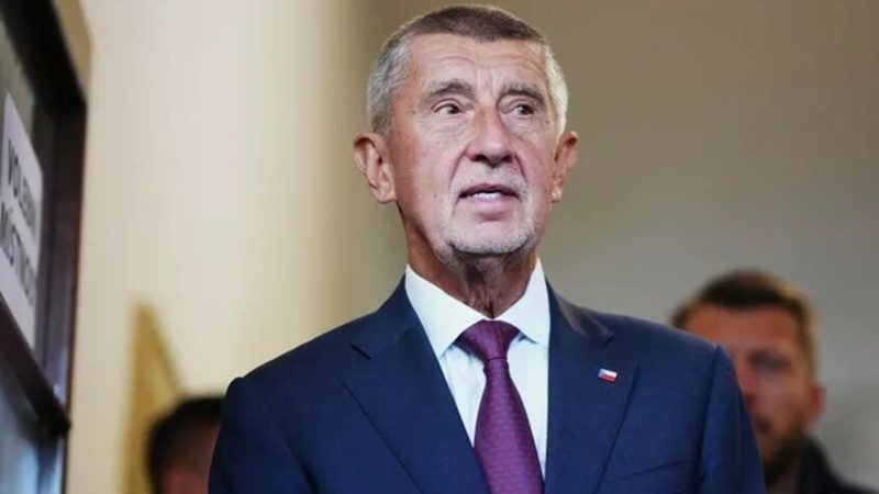 رئيس وزراء التشيك: على أوروبا إنشاء نظام دفاع صاروخي بدلا من تحويل الأموال لأوكرانيا