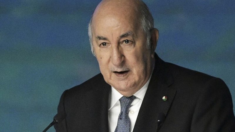 الرئيس الجزائري يأمر بعودة السفير کمال رتيب لمتابعة مهامه في  مالي