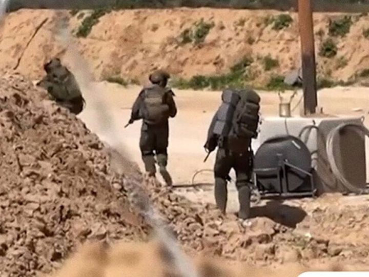 توغلان إسرائيليان في ريف القنيطرة بسوريا وتفتيش منازل ومستودع أعلاف