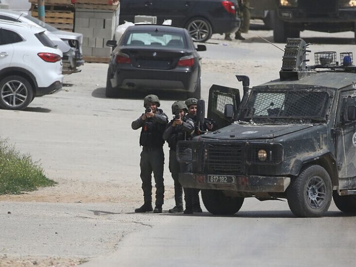 نائب أمريكي يعلن تعرضه للاحتجاز من قبل مستوطنين إسرائيليين في الضفة الغربية