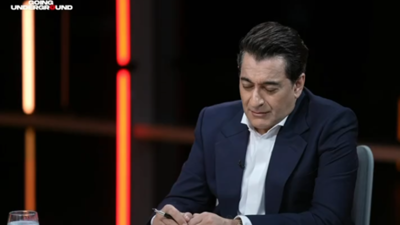 مسؤول أمريكي سابق يكشف سببا يهم إسرائيل لاندلاع الحرب بين واشنطن وطهران ويحول دون انتهائها! (فيديو)