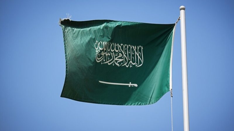 مجلس الوزراء السعودي يدين الهجمات الإيرانية المتكررة على السفن التجارية ودول عربية