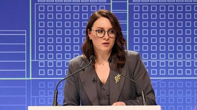 البرلمان الأوكراني يقبل استقالة رئيسة الوزراء يوليا سفيريدينكو في تعديل حكومي مفاجئ