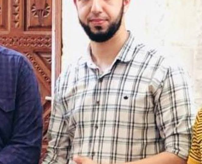 مراسلنا: مقتل 3 من عائلة أبو قاسم في دير البلح ونجاة طفل واحد
