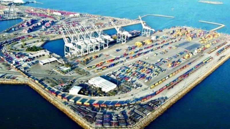 هيغسيث ينشر صورة لانهيار برج استطلاع إيراني