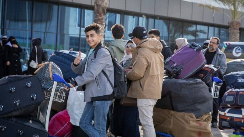 مفوضية اللاجئين: عودة 829 سوريا من ليبيا إلى بلادهم ضمن برنامج العودة الطوعية
