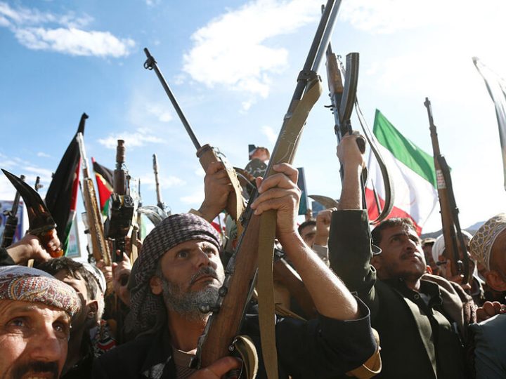 الحوثيون: الشعب اليمني ماض في انتزاع كامل حقوقه دون استجداء أحد