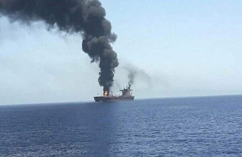 “سنتكوم” تنفي ادعاء الحرس الثوري بأن الاستخبارات الأمريكية قادت ناقلتي نفط إلى منطقة ألغام