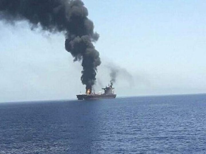 “سنتكوم” تنفي ادعاء الحرس الثوري بأن الاستخبارات الأمريكية قادت ناقلتي نفط إلى منطقة ألغام