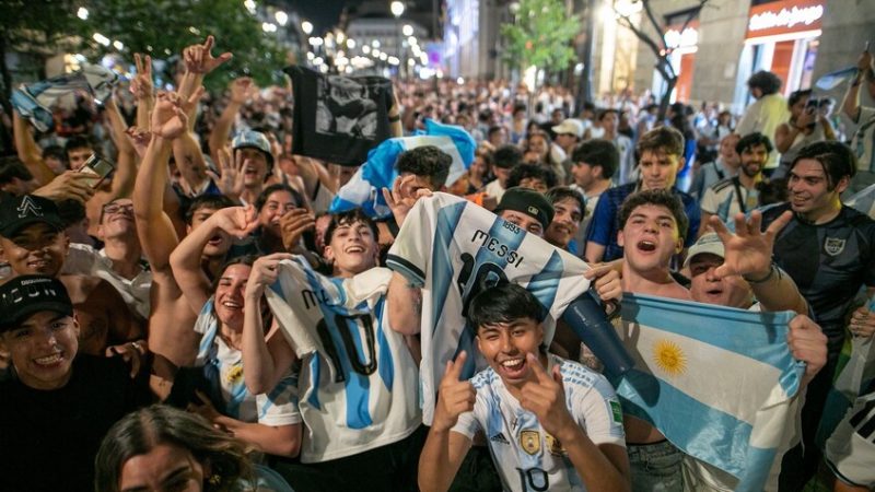 50 ألف مشجع أرجنتيني يغزون نيويورك قبل نهائي كأس العالم