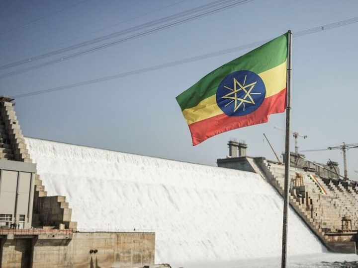 خبير دولي يفجر مفاجأة بشأن الانحسار الحالي لمياه النيل.. ويحذر من سيناريو مقلق