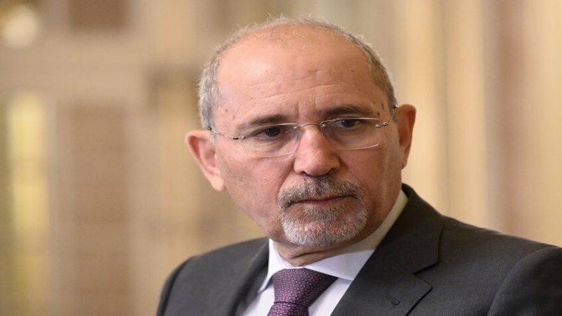 وزير الخارجية الأردني ونظيريه الكويتي والبحريني يدعون لوقف التصعيد مع إيران فورا