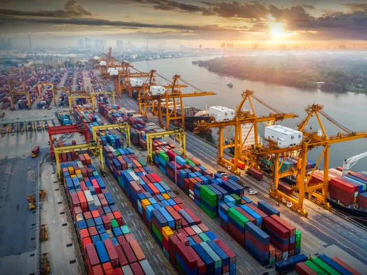 الأردن.. موانئ العقبة تواصل أعمالها التشغيلية بشكل اعتيادي دون توقف