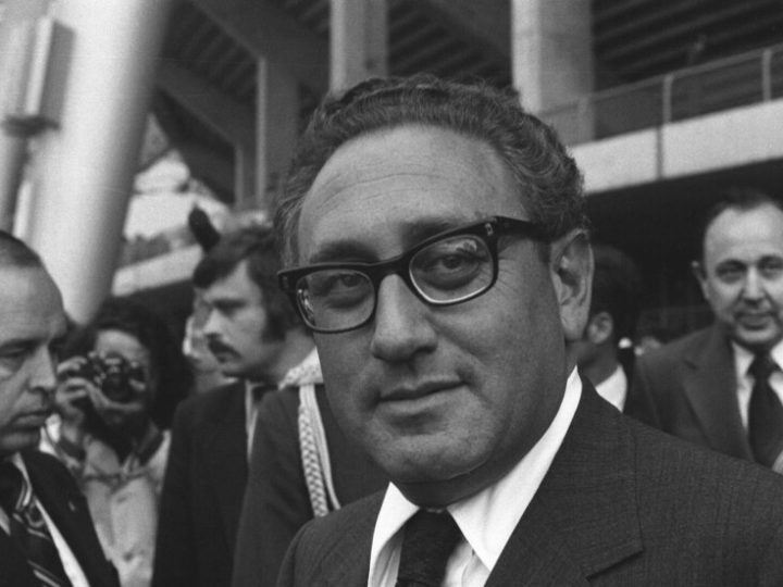 تحقيق صحفي: كيسنجر كان متورطا في انقلاب قبرص عام 1974