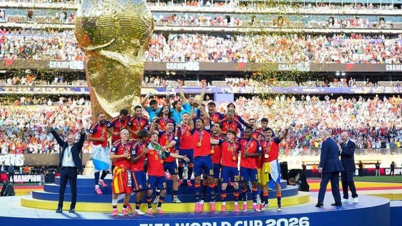 شاهد.. ترامب يحتفل مع لاعبي إسبانيا بكأس العالم 2026